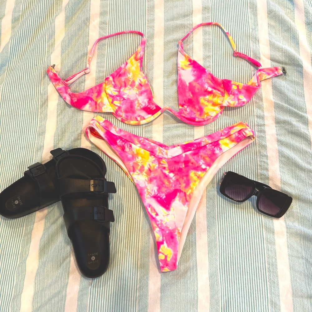 Cute and colorful bikini.